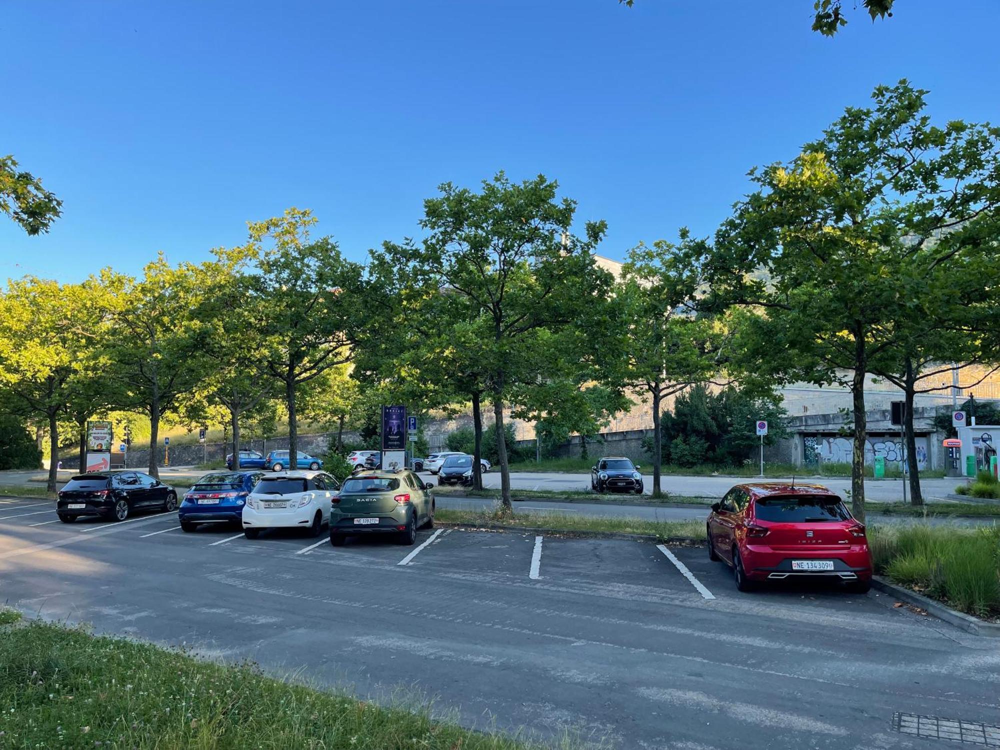 Mail 62 Lägenhet Neuchâtel Exteriör bild